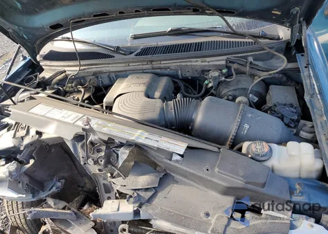 2000 Ford F150 from USA, damaged, VIN 1FTRX17W3YNA97437